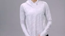 TYR SunDefense™ Women's Vented Hooded Shirt - Camohex -Tyr 1572241271 ddbe6861bd37634f76b5c900cd7b3dab2e404e9344a3cd4b3cae3a9383c8601a d 295x166