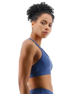 TYR Women's Reilly Top - Solid -Tyr BRESO7A 139 alt06