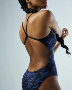 TYR Durafast Elite® Women's Cutoutfit Swimsuit - Midnight Camo 18 TYR Durafast Elite® Women's Cutoutfit Swimsuit - Midnight Camo -Tyr CMCM7A 401 alt09