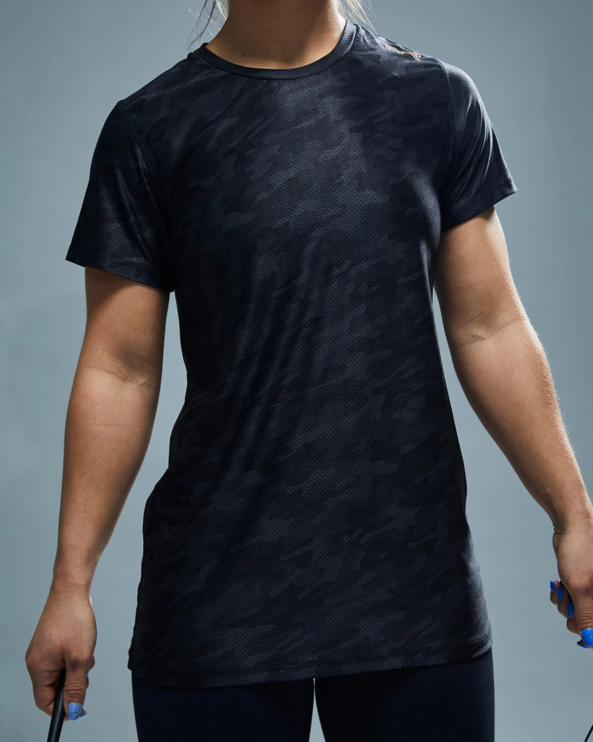 TYR Airtec™ Women's Short Sleeve Tee - Blackout Camo 7 TYR Airtec™ Women's Short Sleeve Tee - Blackout Camo - Image 7