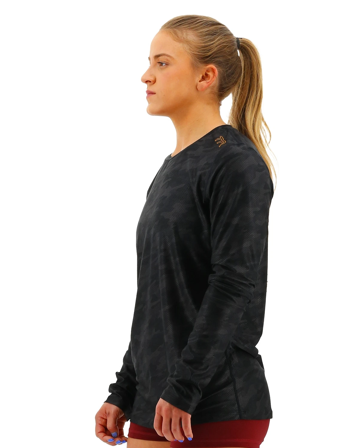 TYR Airtec™ Women's Long Sleeve Tee - Blackout Camo 3 TYR Airtec™ Women's Long Sleeve Tee - Blackout Camo - Image 3