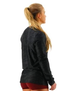 TYR Airtec™ Women's Long Sleeve Tee - Blackout Camo 14 TYR Airtec™ Women's Long Sleeve Tee - Blackout Camo -Tyr FPTLBC3A 001 alt05