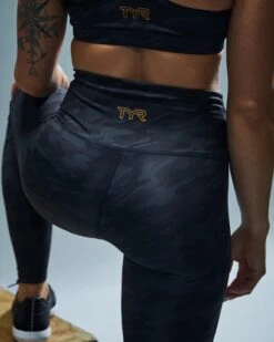 TYR Base Kinetic™ Women's High-Rise Full Length Leggings- Blackout Camo -Tyr FTFMRB3A 001 alt10