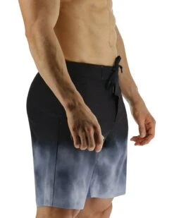 TYR Hydrosphere™ Men's Mobius 9" Boardshorts - Haze 13 TYR Hydrosphere™ Men's Mobius 9" Boardshorts - Haze -Tyr MBSHAZ7A 012 alt06