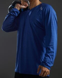 TYR ClimaDry™ Men's Raglan Long Sleeve Tech Tee - Solid / Heather 16 TYR ClimaDry™ Men's Raglan Long Sleeve Tech Tee - Solid / Heather -Tyr MPTLRS3A 981 alt07