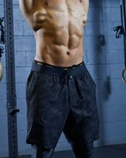 TYR Hydrosphere™ Men's Unlined 9" Unbroken Shorts - Blackout Camo 16 TYR Hydrosphere™ Men's Unlined 9" Unbroken Shorts - Blackout Camo -Tyr MUSNUB3A 001 alt07