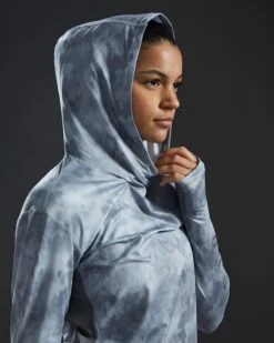 TYR SunDefense™ Women's Vented Hooded Shirt - Turbulent -Tyr PLHTUR7A 988 alt10