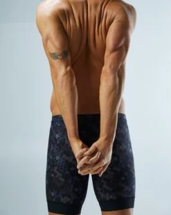 TYR Durafast Elite® Men's Workout Jammer Swimsuit - Carbon Hex 19 TYR Durafast Elite® Men's Workout Jammer Swimsuit - Carbon Hex -Tyr SFCHX7A 100 alt10