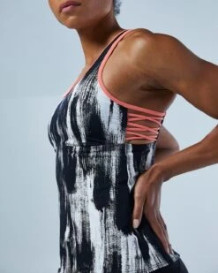 TYR Women's Harley Tank - Dry Brush -Tyr THADBR7A 001 alt08