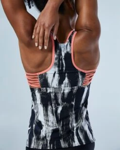 TYR Women's Harley Tank - Dry Brush -Tyr THADBR7A 001 alt09