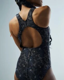 TYR Durafast Elite® Women's Max Splice Controlfit Swimsuit - Carbon Hex 19 TYR Durafast Elite® Women's Max Splice Controlfit Swimsuit - Carbon Hex -Tyr TSPCHX7A 001 alt10