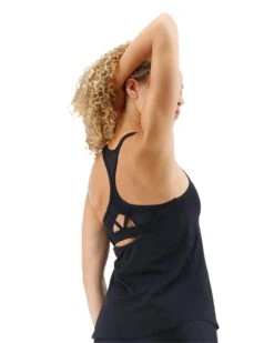 TYR Durafast Elite® Women's Taylor Tank - Solid 9 TYR Durafast Elite® Women's Taylor Tank - Solid -Tyr TTAFSO7A 001 alt04