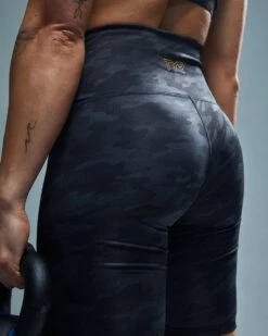 TYR Base Kinetic™ Women's High-Rise 8" Shorts - Blackout Camo -Tyr ftehsb3a 001 alt09 5