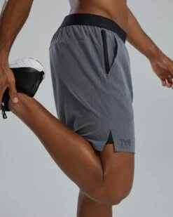 TYR Hydrosphere™ Men's Unlined 7" Unbroken Big Logo Shorts - Solid -Tyr muslso3a 255 alt06