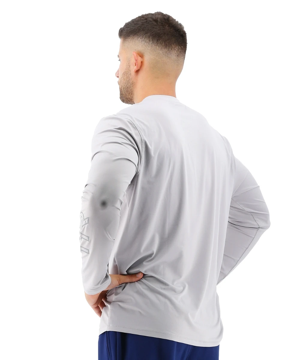 TYR Men's SunDefense Long Sleeve Shirt 4 TYR Men's SunDefense Long Sleeve Shirt - Image 4